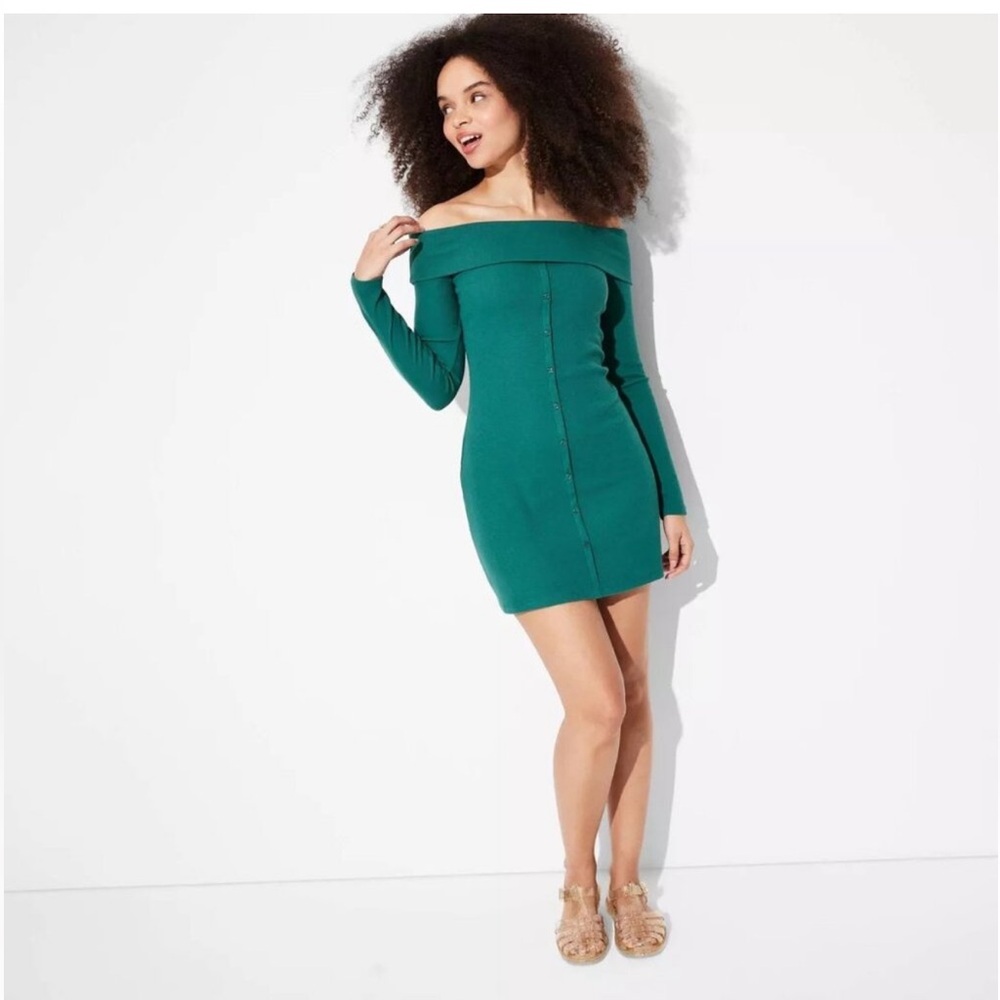 Wild Fable Green Off-Shoulder Dress. Size Small.